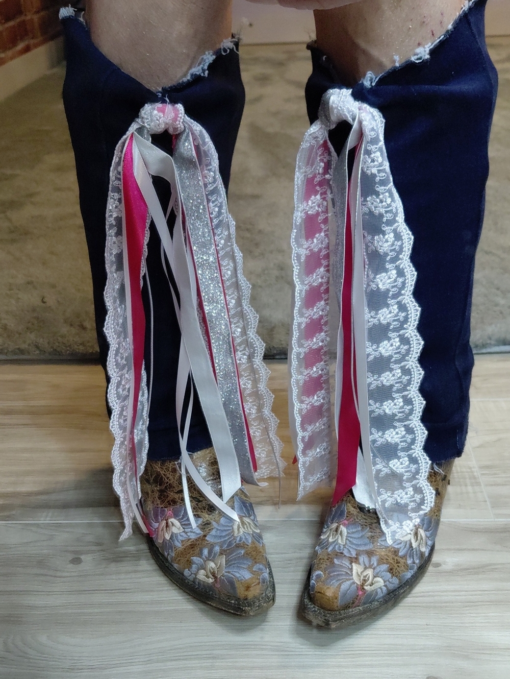 BOOT COVERS - Picture 3 of 4